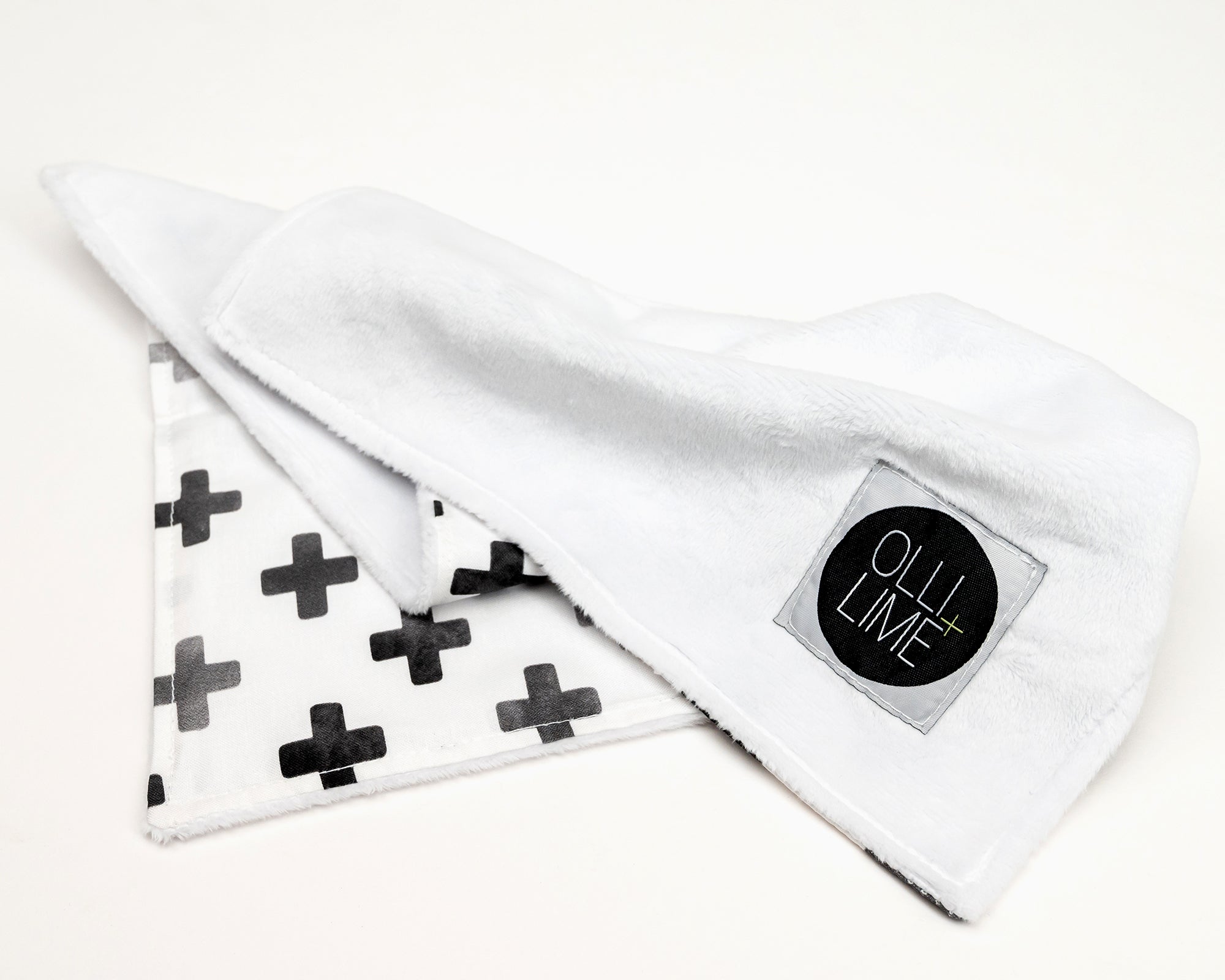 Hugo's Hazy Cross Deluxe Crib Bedding Set